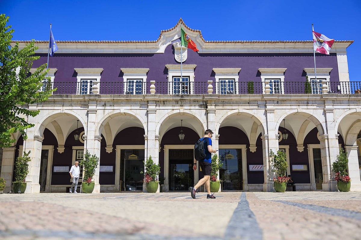 Setúbal Rescinde Contrato: Estacionamento Pago Cancelado