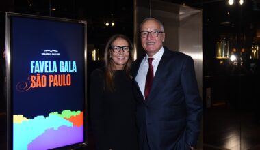 Donata Meirelles e Nizan Guanaes participam de jantar beneficente da Gerando Falcões em São Paulo