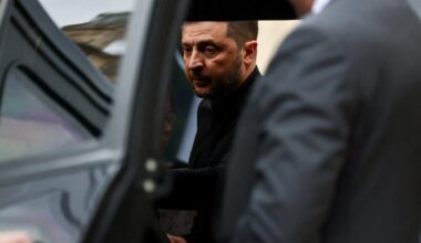 Zelensky rejeita encontrar-se com Putin em Moscovo e propõe Kiev