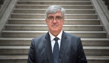 Reitor da UP aceitou notas abaixo de 14 em Medicina em 2019. "Circunstâncias particulares"