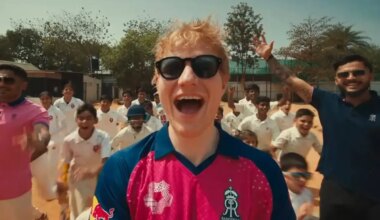 Ed Sherean estreia "Play" no topo da parada britânica; JADE fica em 3º