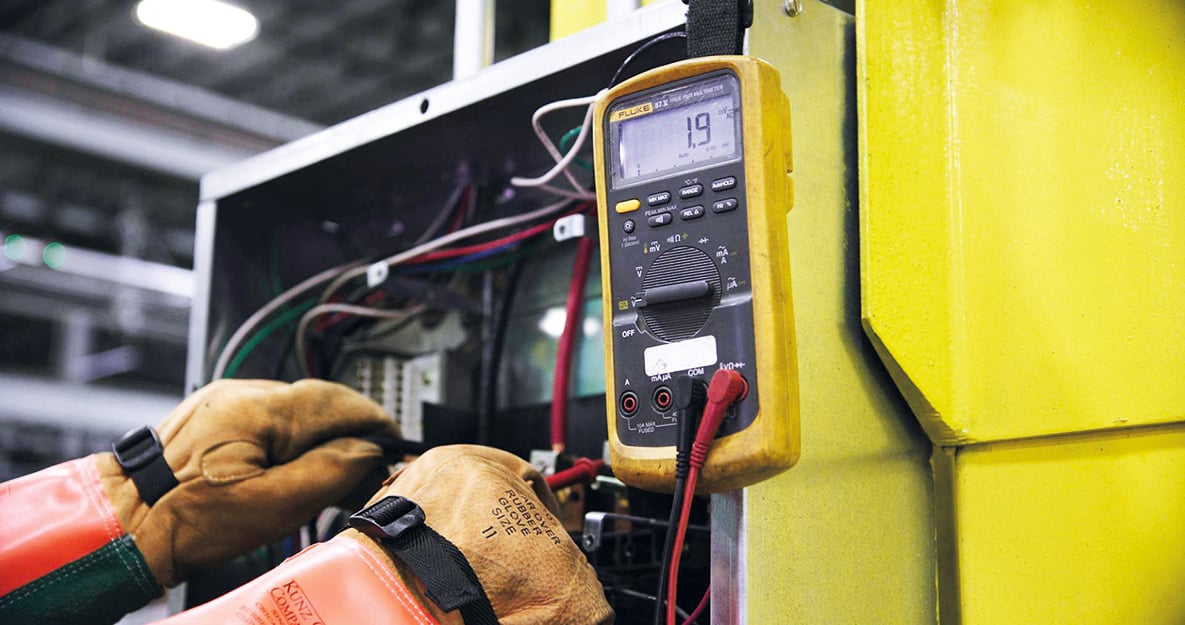 Canalizadores, pintores e eletricistas estão a desaparecer