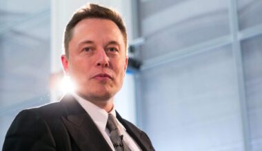 Elon Musk prevê futuro dominado por robôs e promete rendimento universal: utopia ou pesadelo?