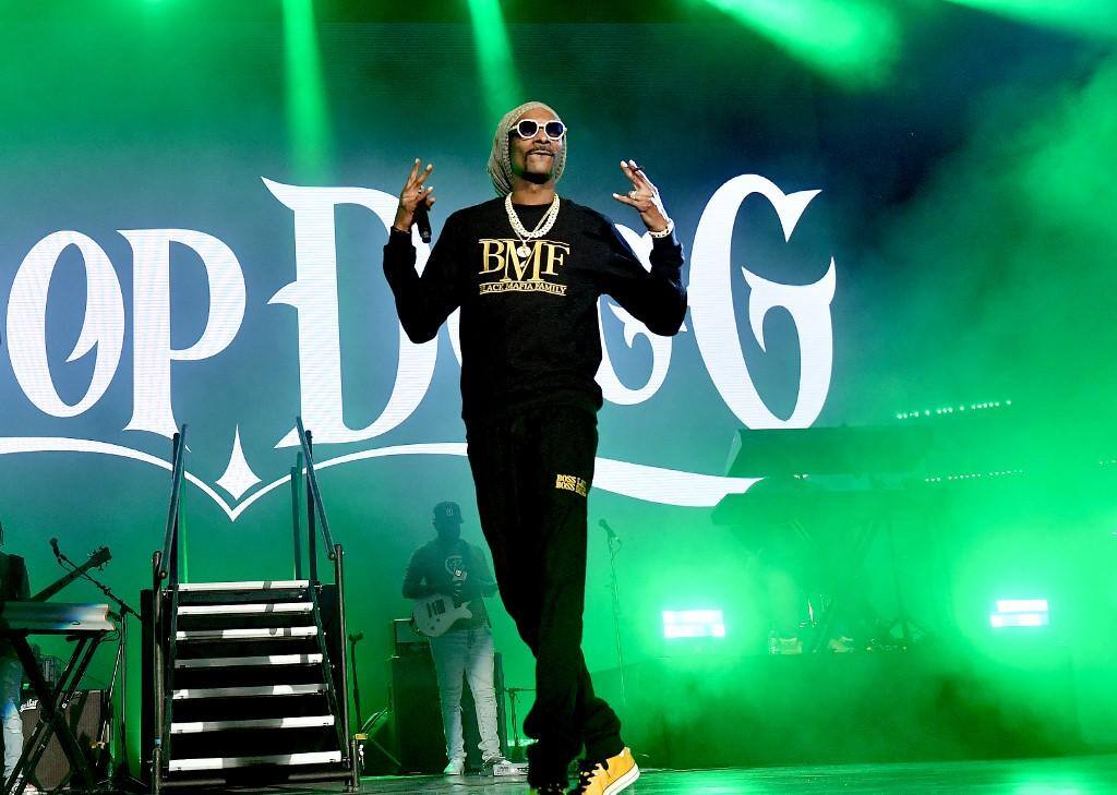 Snoop Dogg ouve música de Thiaguinho e cantor celebra com fãs