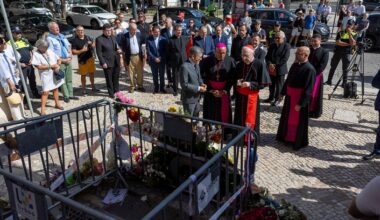Secretário de Estado do Vaticano rezou por vítimas junto ao local do acidente do elevador da Glória