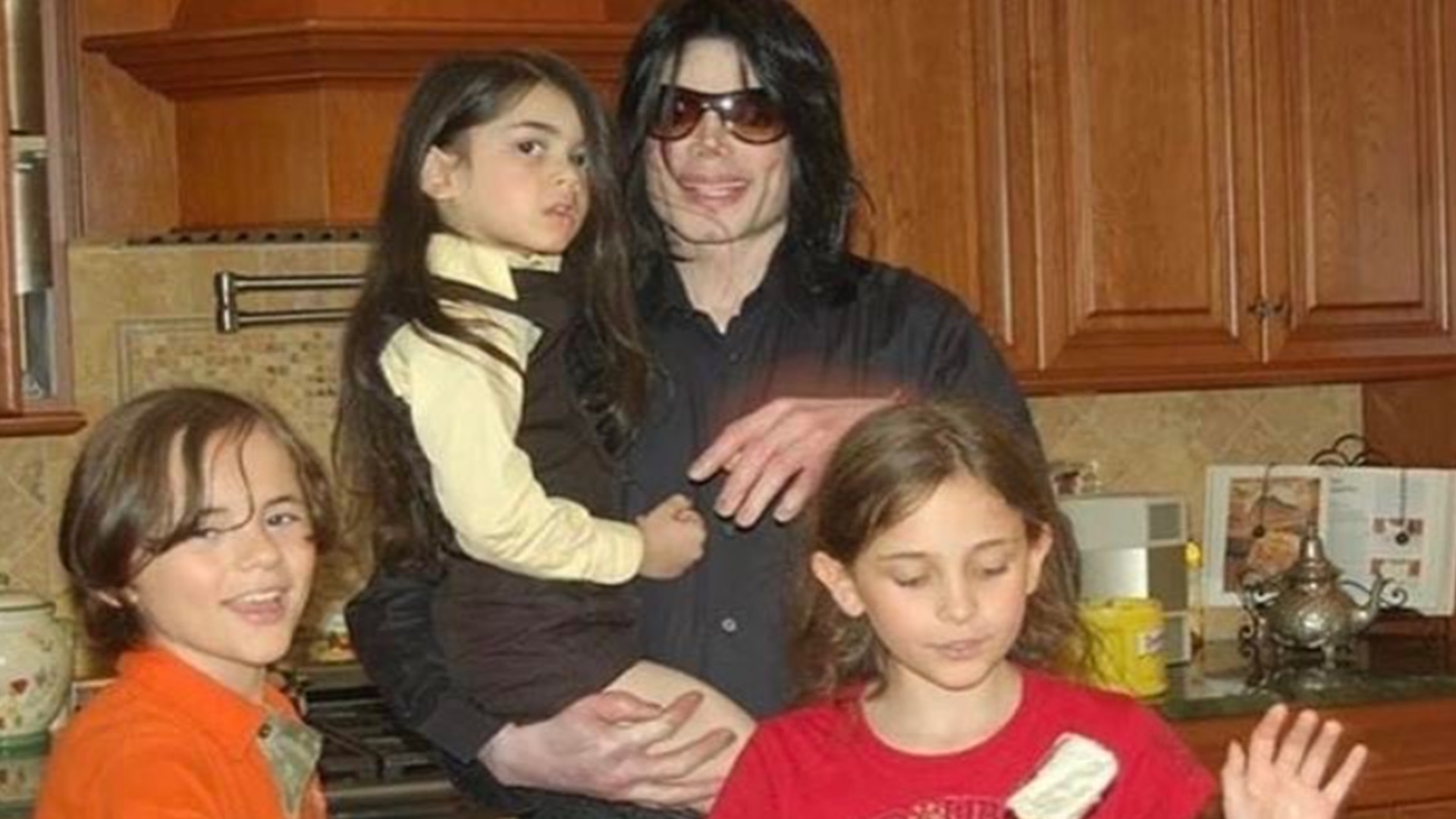 Michael Jackson e os filhos Paris, Prince e Bigi