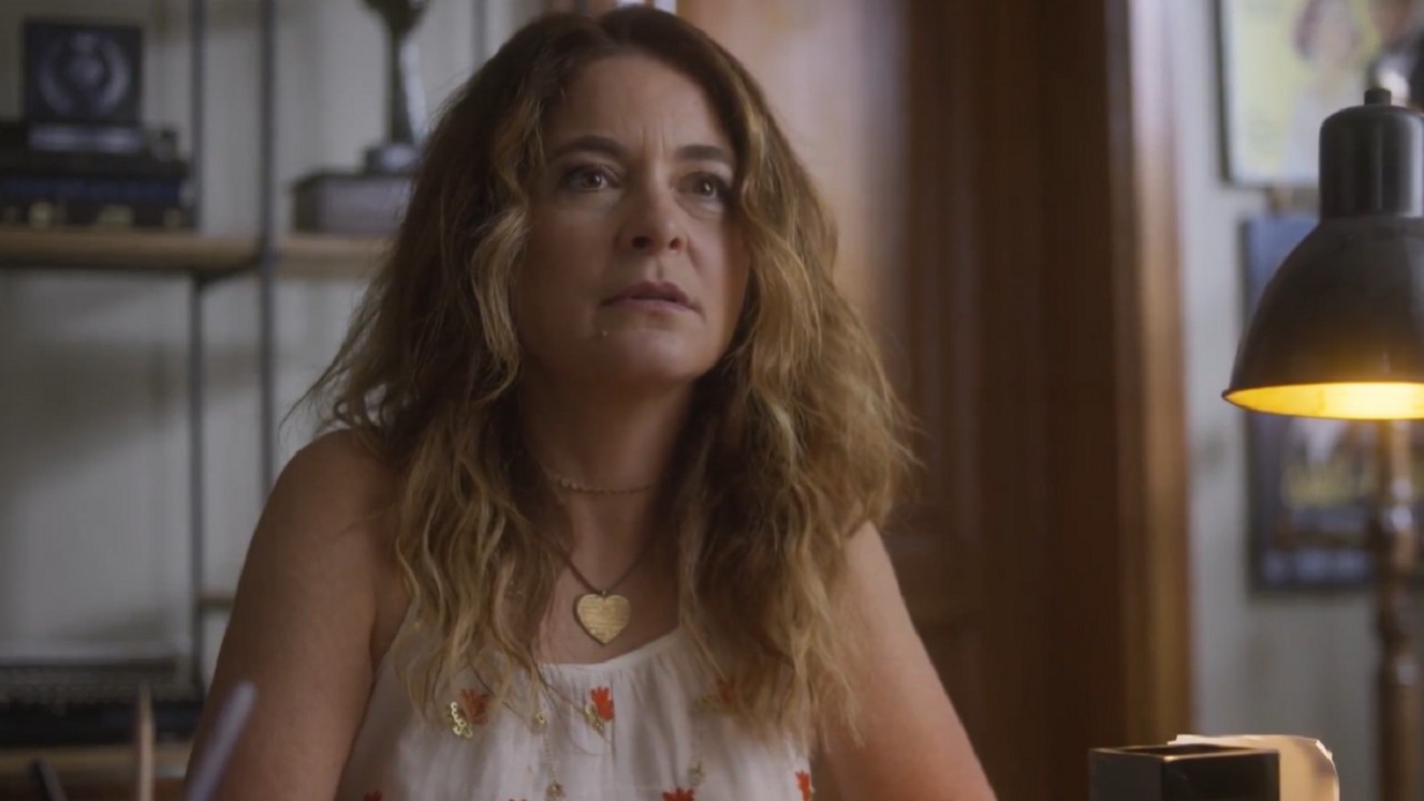 Fragilizada, Filipa se humilha para salvar Sofia