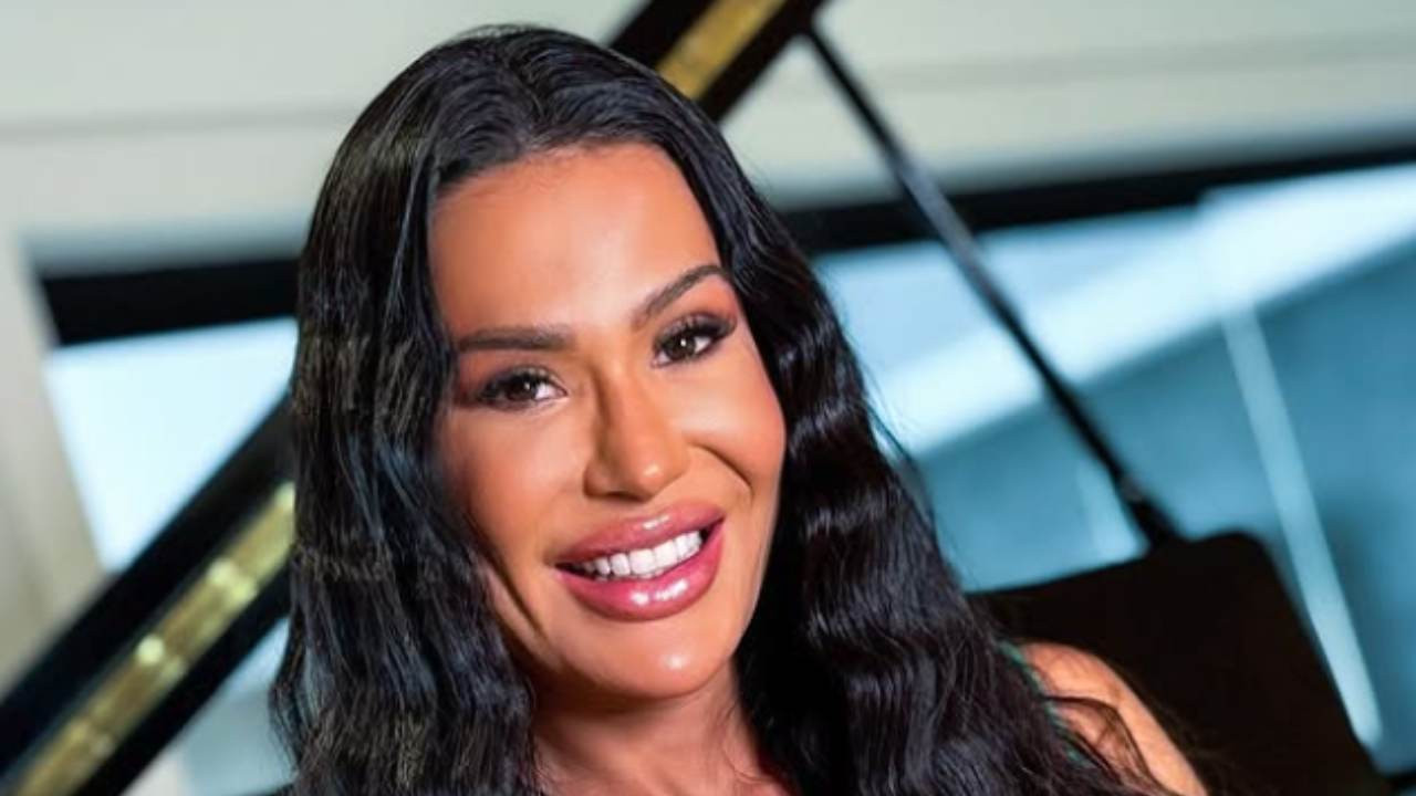 Gracyanne Barbosa sobre solteirice após os 40: "Não há problema nenhum"