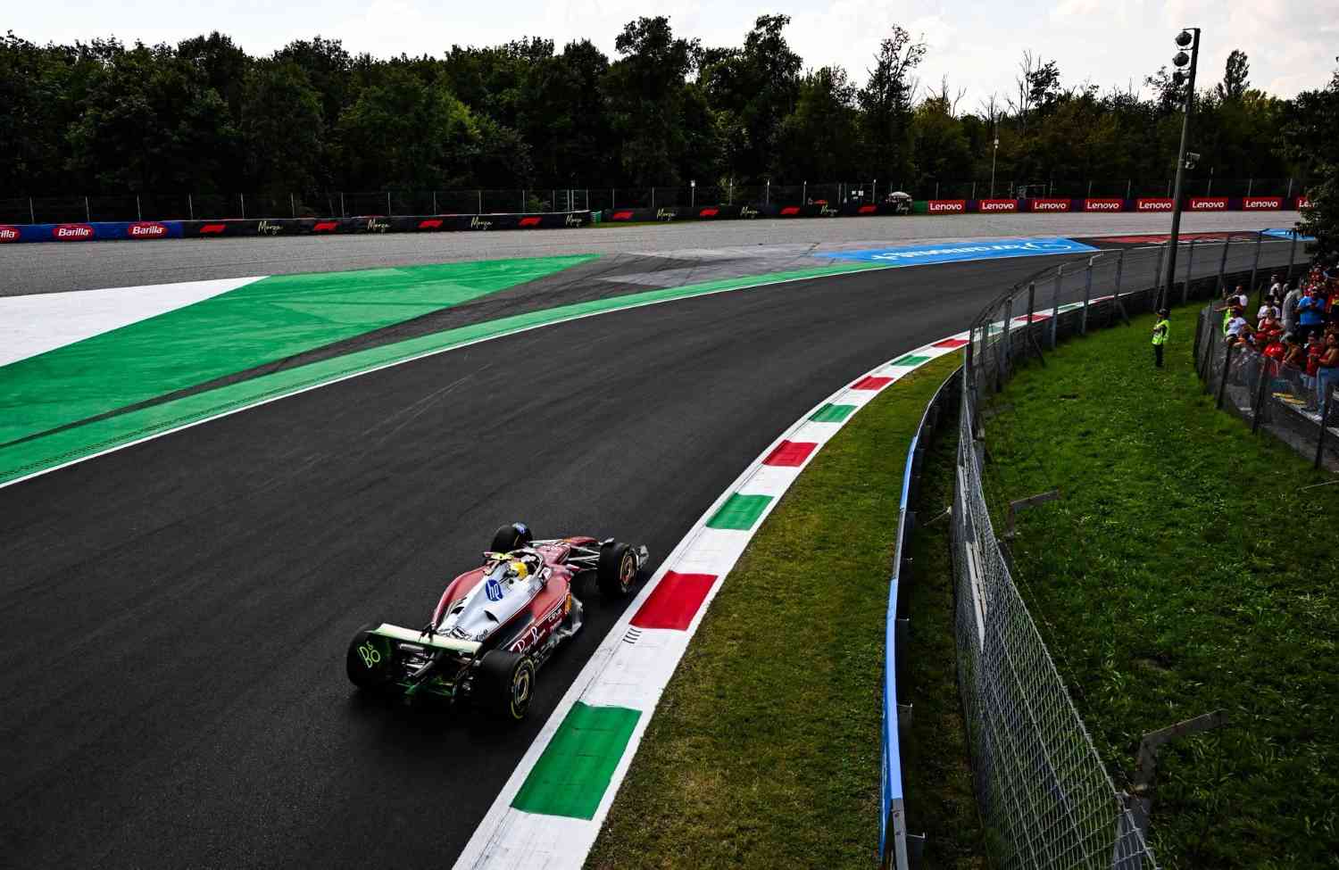 GP de Itália de F1: Lewis Hamilton lidera 1ª sessão de Treinos Livres em Monza