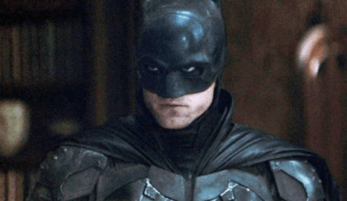 Logo de Robert Pattinson é avistado no set de Cara de Barro