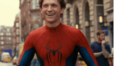 Tom Holland reaparece após acidente nas gravações de 'Homem-Aranha 4'