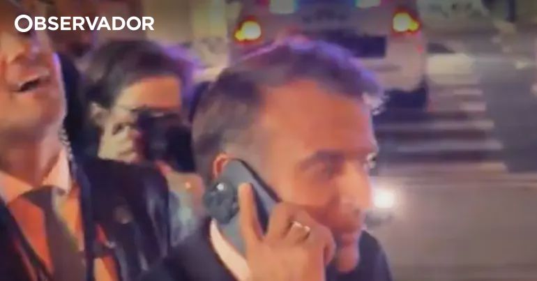 Macron barrado na rua para comitiva de Trump passar – Observador