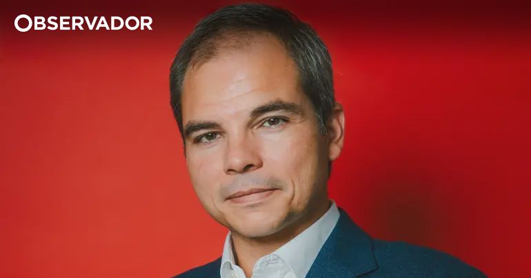 Noronha Lopes apresenta candidato a líder da Mesa – Observador