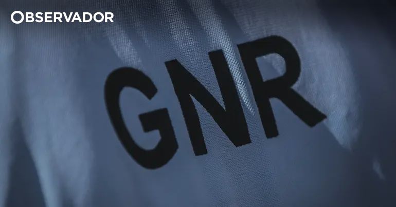 Militar da GNR fora de serviço agredido por três homens – Observador