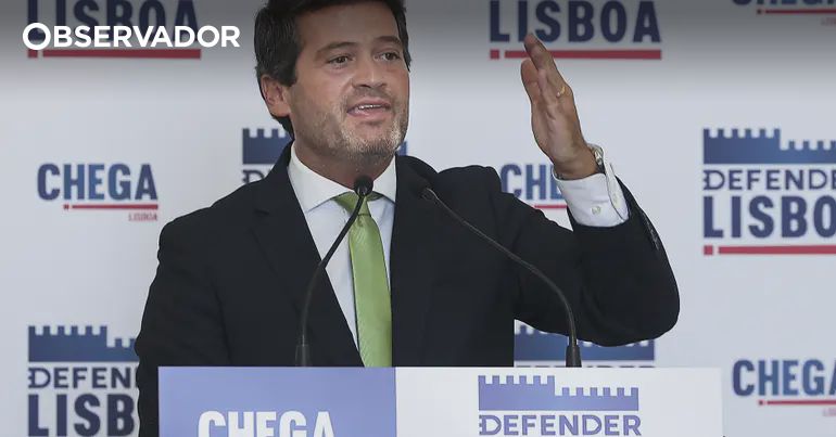 Ventura confunde Bürgerfest com hambúrgueres e critica PR – Observador