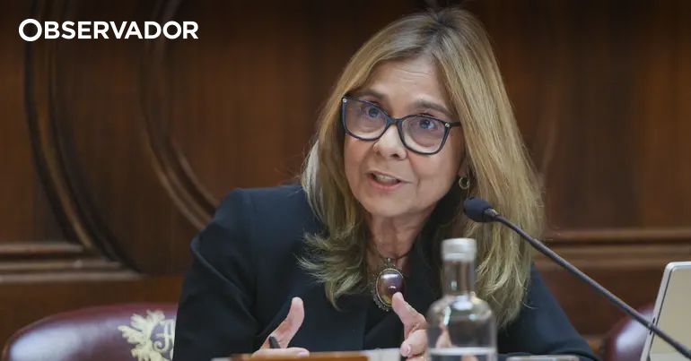 Barreiro. Ministra nega mobilização forçada de obstetras – Observador