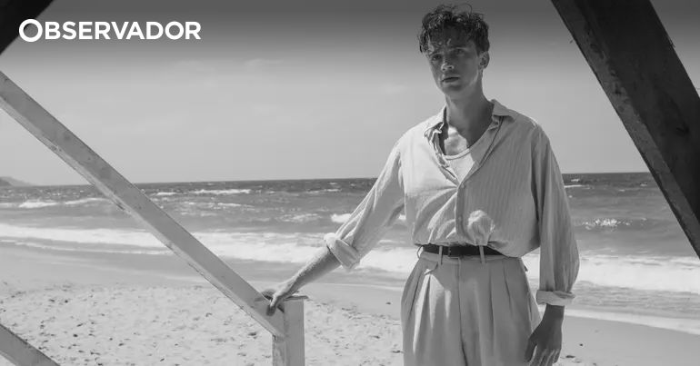 À sombra de Camus, um estrangeiro convincente em Veneza – Observador