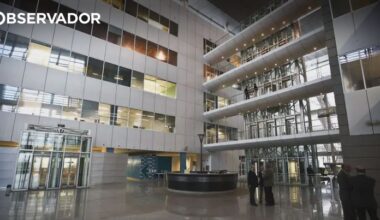 Grupo Berlusconi quer comprar parte do capital da Impresa – Observador