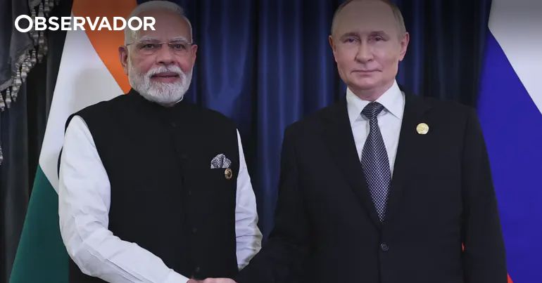 Modi diz a Putin que paz é "clamor de toda a humanidade" – Observador