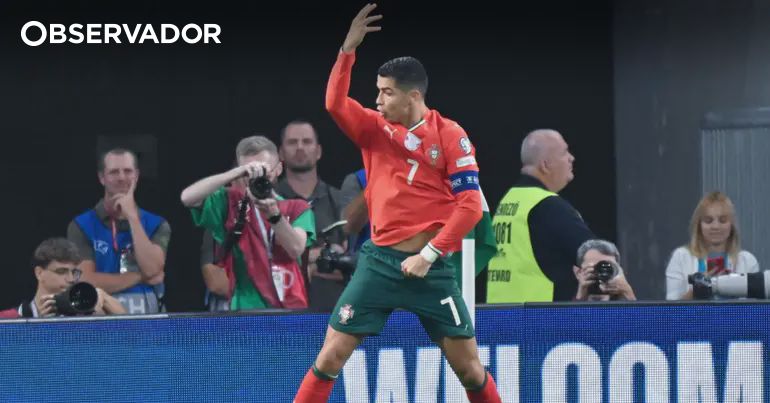 Cristiano Ronaldo eleito "The Best of All Time" na LPFP – Observador