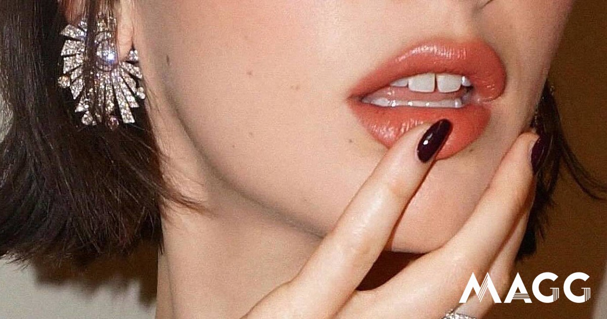 O roxo que pisca o olho à ameixa vai ser a cor das manicures de outono. Veja as inspirações (e 12 vernizes) - Beleza