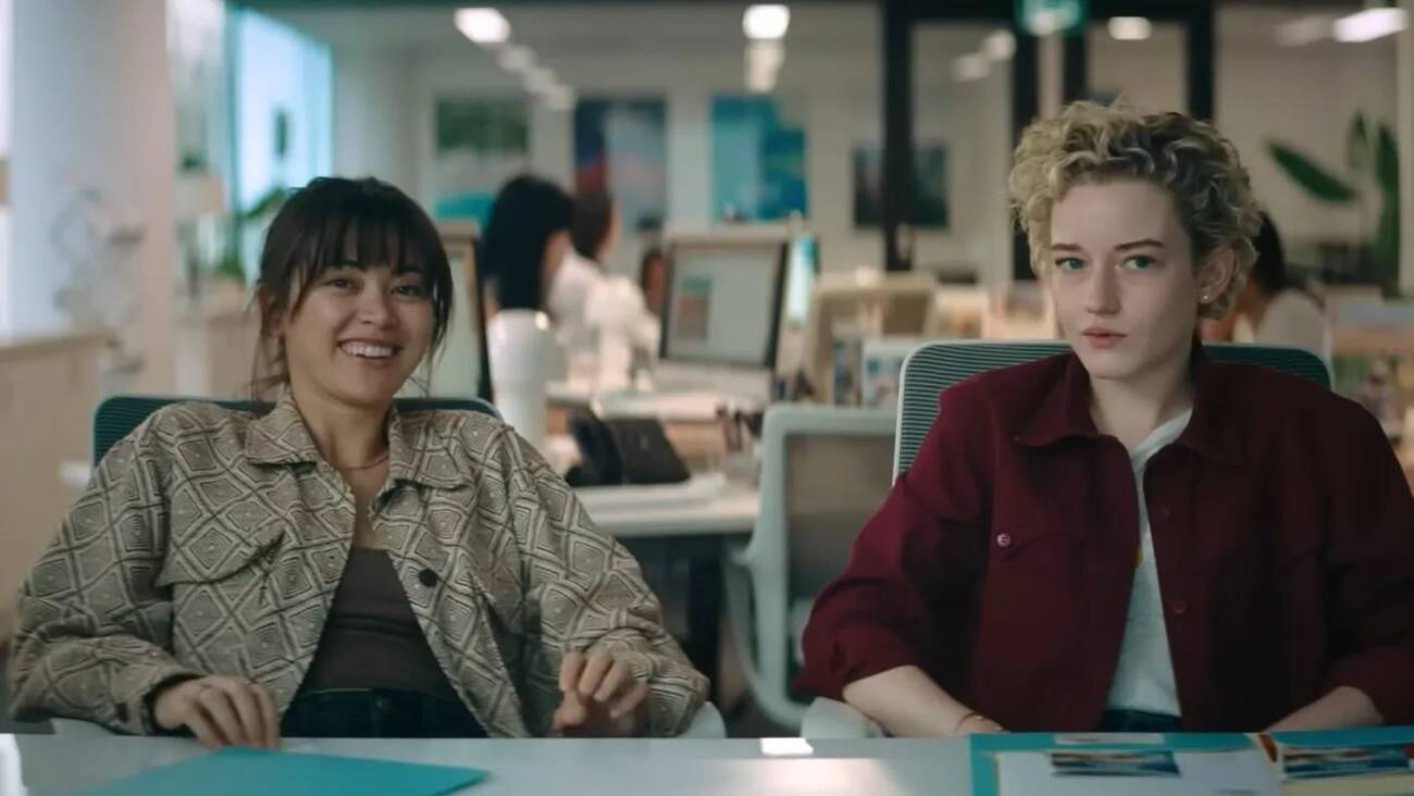 Suspense com Julia Garner que recebeu 90% de aprovação no RT estreia em PRIMEIRO LUGAR na Netflix