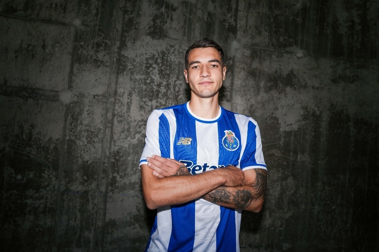 Está fechado: Jakub Kiwior é dragão - zerozero.pt