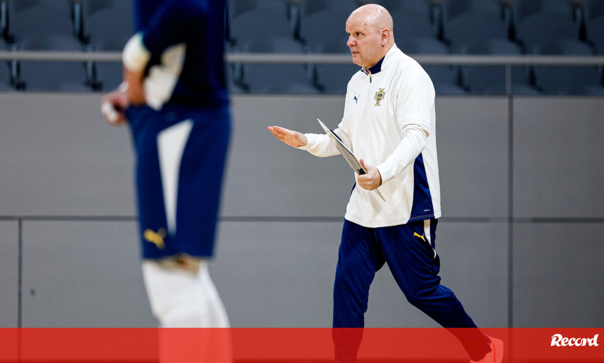 André Correia e Bruno Pinto rendem Pany Varela e Bernardo Paçó na Seleção de futsal - Futsal