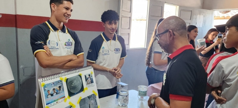 Estudantes unem ciência e tecnologia para criar armadilha contra a dengue