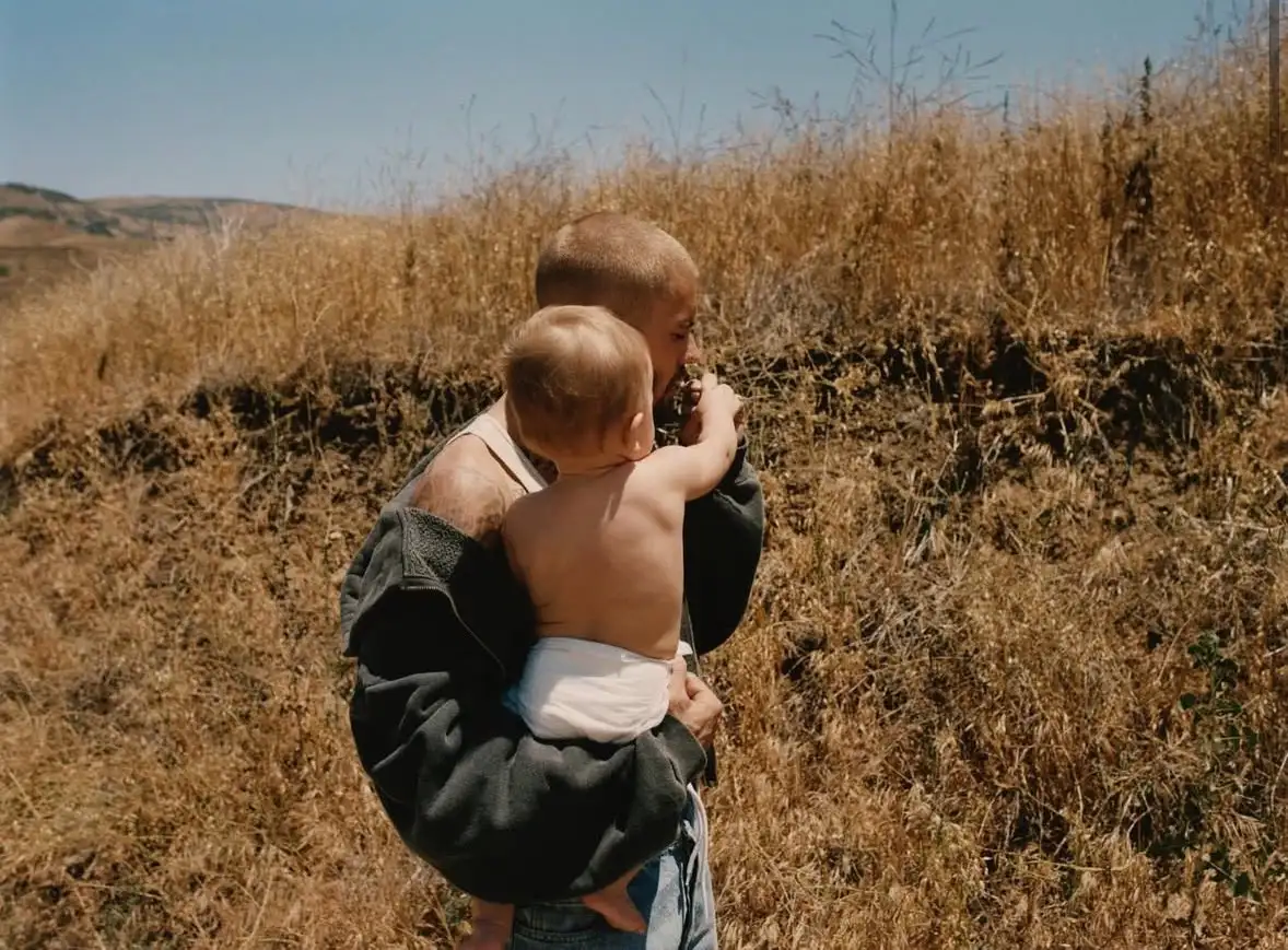 Billboard toma decisão de "SWAG II" de Justin Bieber não aparecerá nas paradas