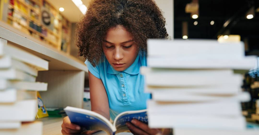 4 livros atuais que já apareceram no Enem – o último vai te surpreender