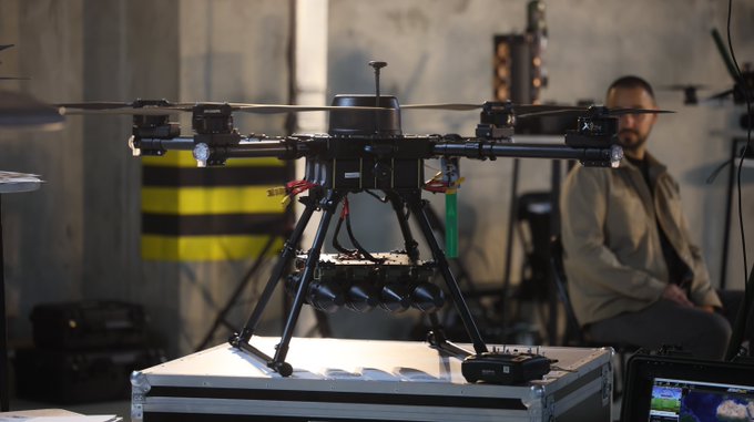 Ucrânia revela novo drone bombardeiro 'JET MAX' para atacar alvos blindados russos