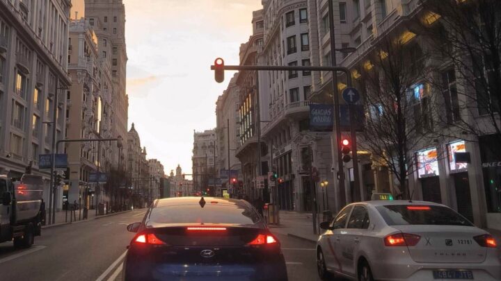 Madrid vai proibir circulação de mais de 400 mil carros já em janeiro de 2026
