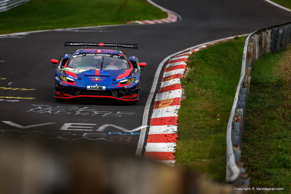 NLS: Max Verstappen vence na sua estreia nos GT3, com um Ferrari 296 GT3