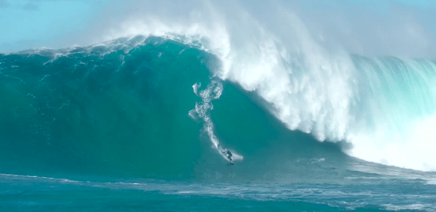 Quem é Michaela Fregonese, que faz história no Big Wave Challenge 2025