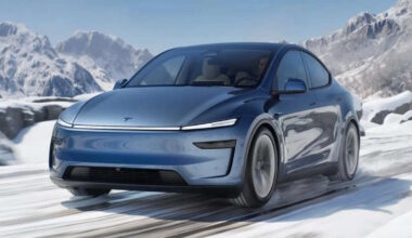 Tesla Model Y código firmware