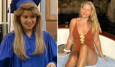 Atriz de 'Três É Demais' desabafa e diz que apagou foto após muitos comentários negativos sobre seu corpo: 'Eu só estava me divertindo' | Celebridades