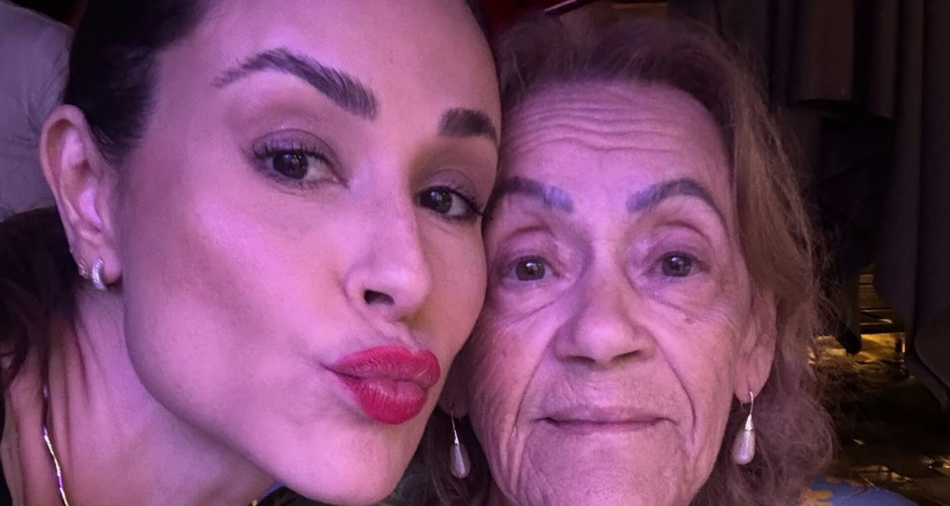 Nadja Haddad com a mãe
