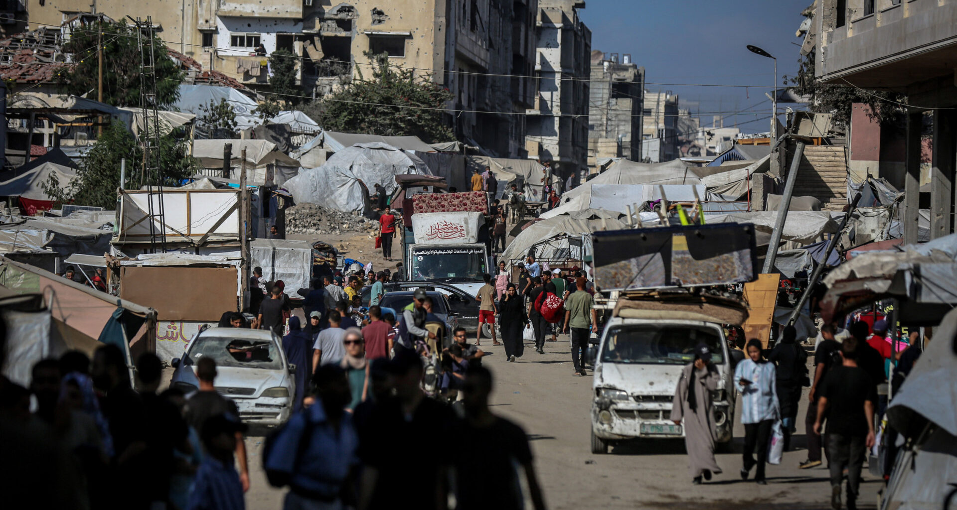 População de Gaza em fuga com OMS a alertar para colapso na saúde