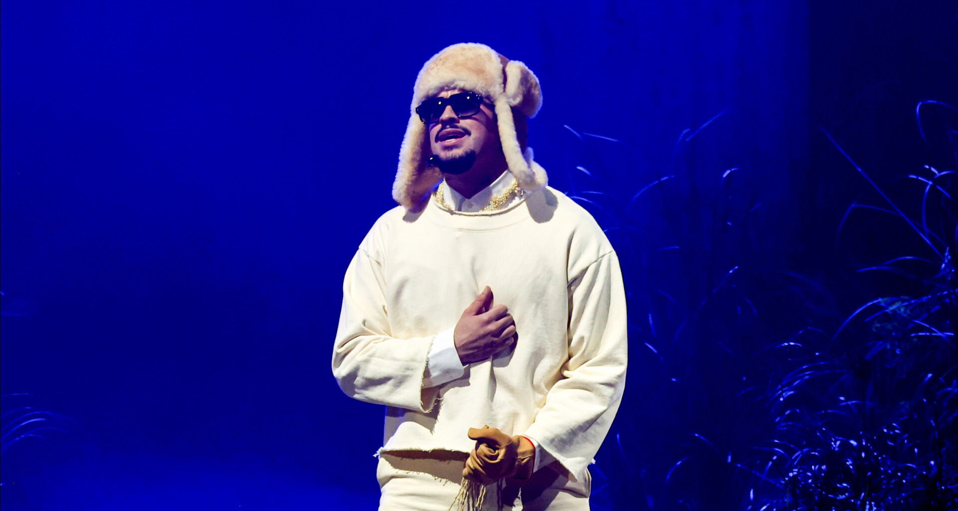 Idoso processa Bad Bunny por uso indevido de 'la casita'. Pede um milhão