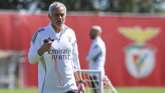 José Mourinho não dá descanso ao Benfica e já conta com 'reforço de peso'