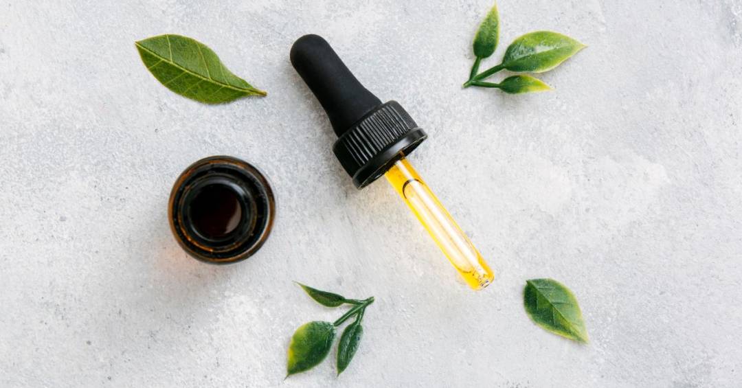 Óleos essenciais: guia prático de aromaterapia para se cuidar melhor