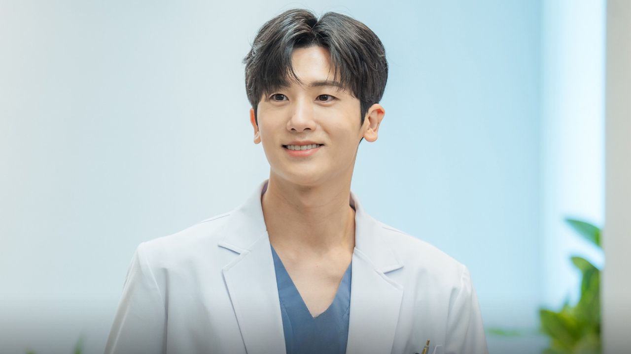 Park Hyung Sik esclarece rumores sobre salário no dorama 'Twelve'