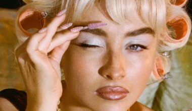 Sabrina Carpenter adoece após fazer capa de revista em casa com mofo