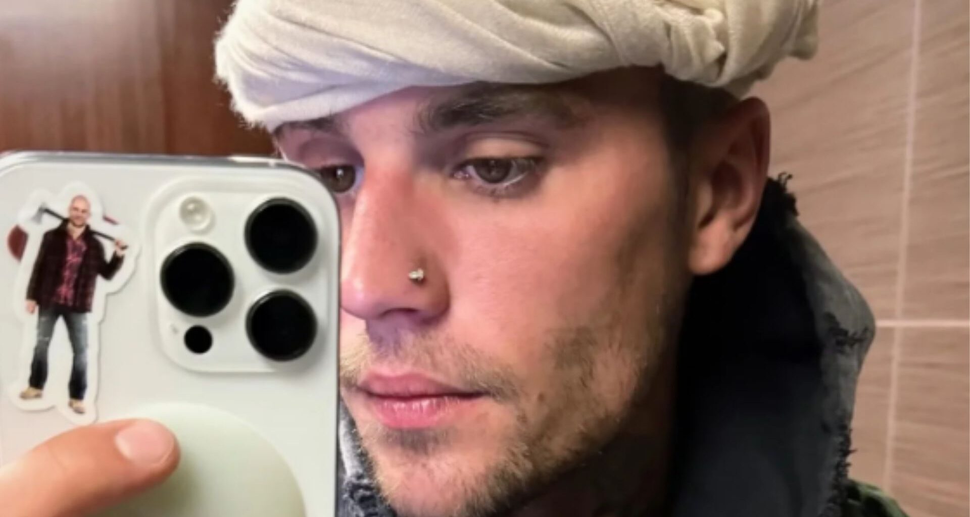 Justin Bieber usa cueca branca em passeio de patinete e web dispara: ‘Ele precisa de Jesus’