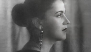 Tarsila do Amaral retratada por volta de 1925. Wikimedia Commons