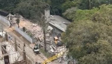 Casa projetada por famoso arquiteto Hans Broos é demolida em Blumenau