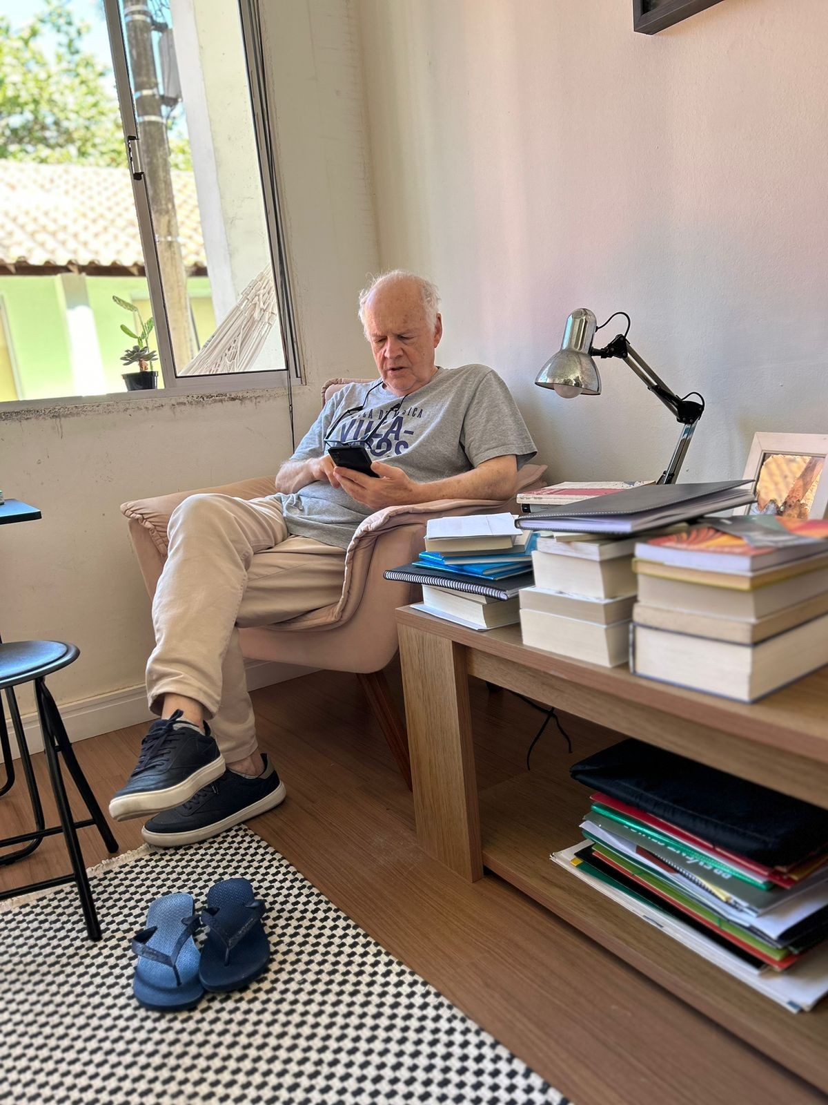 Jaime Leibovitch em sua casa no Retiro dos Artistas — Foto: Arquivo pessoal