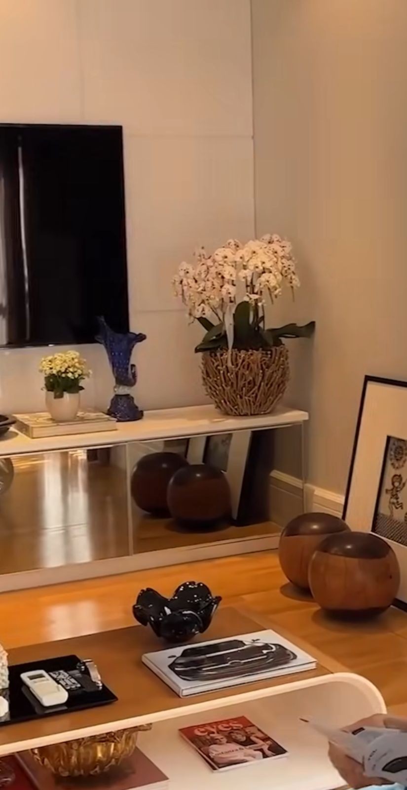 Detalhes da decoração do apartamento de Ana Hickmann e Edu Guedes — Foto: Reprodução/Instagram