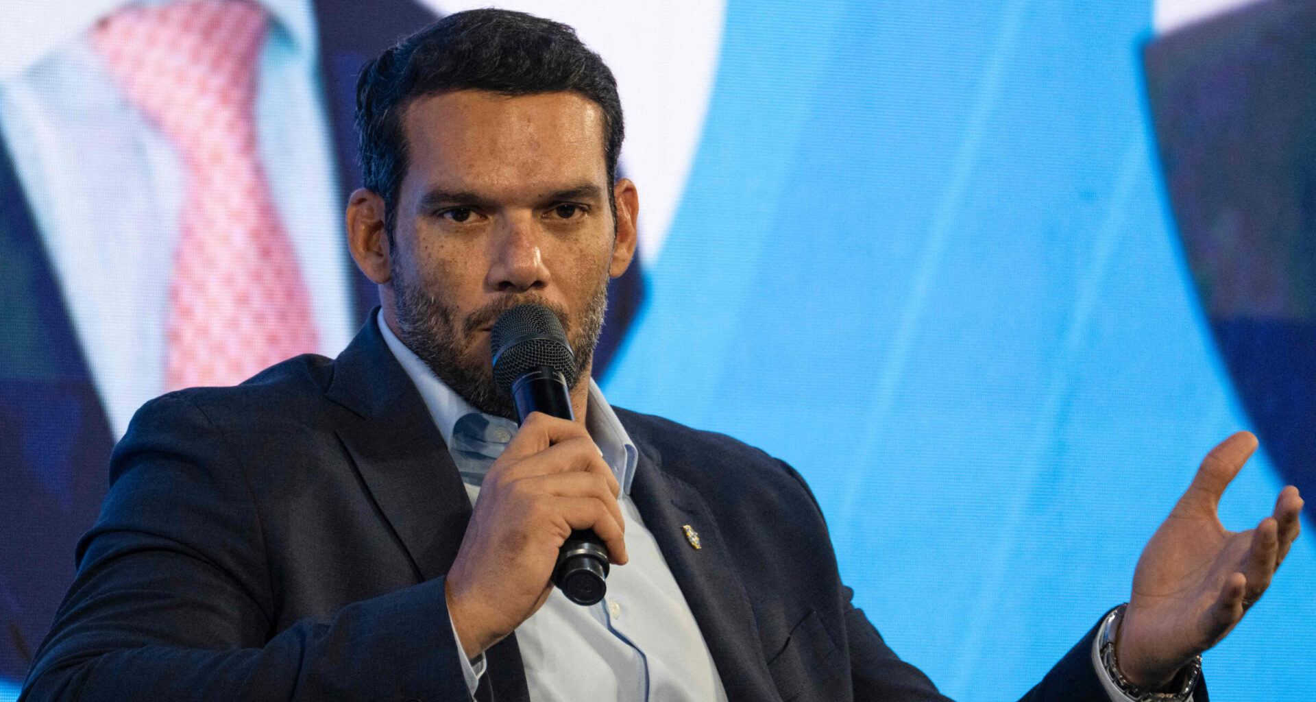 "Jogámos contra a arbitragem, a polícia, os apanha-bolas...", lamenta presidente da CBF - O Jogo